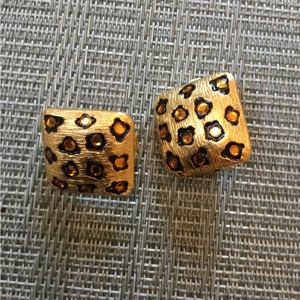 Ivana Cheetah Leopard Spot Clip-On Earrings